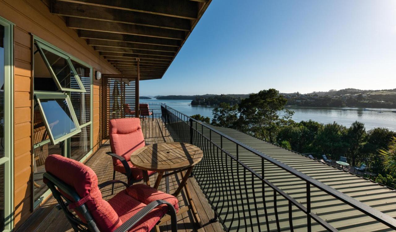 Cliff Edge By The Sea Villa Paihia Exteriör bild